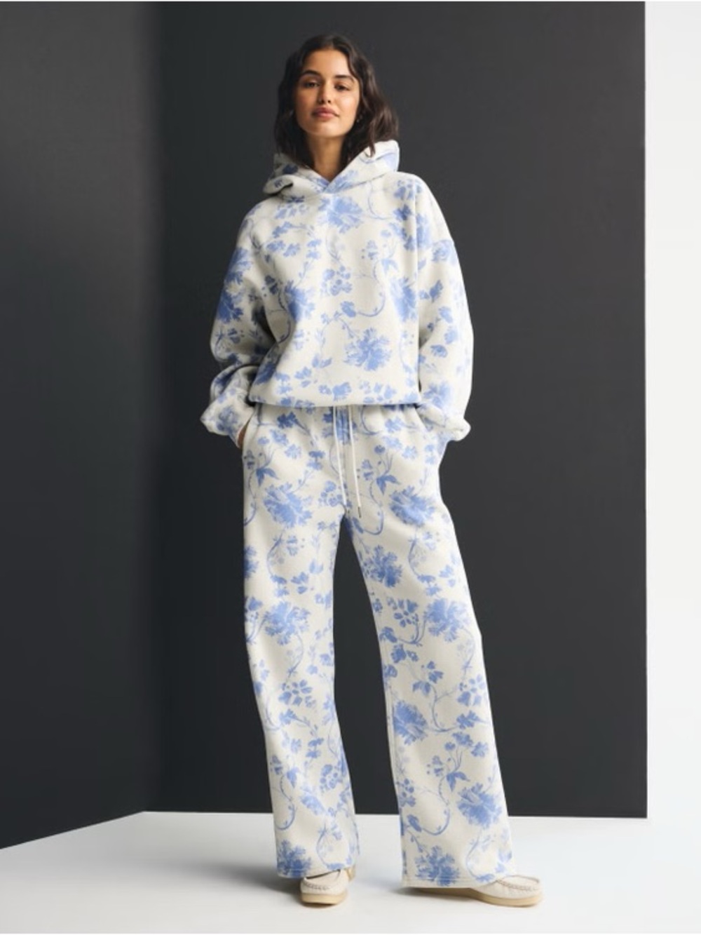 Abercrombie & Fitch soft A&F cream and blue floral hoodie & wide leg sweatpants